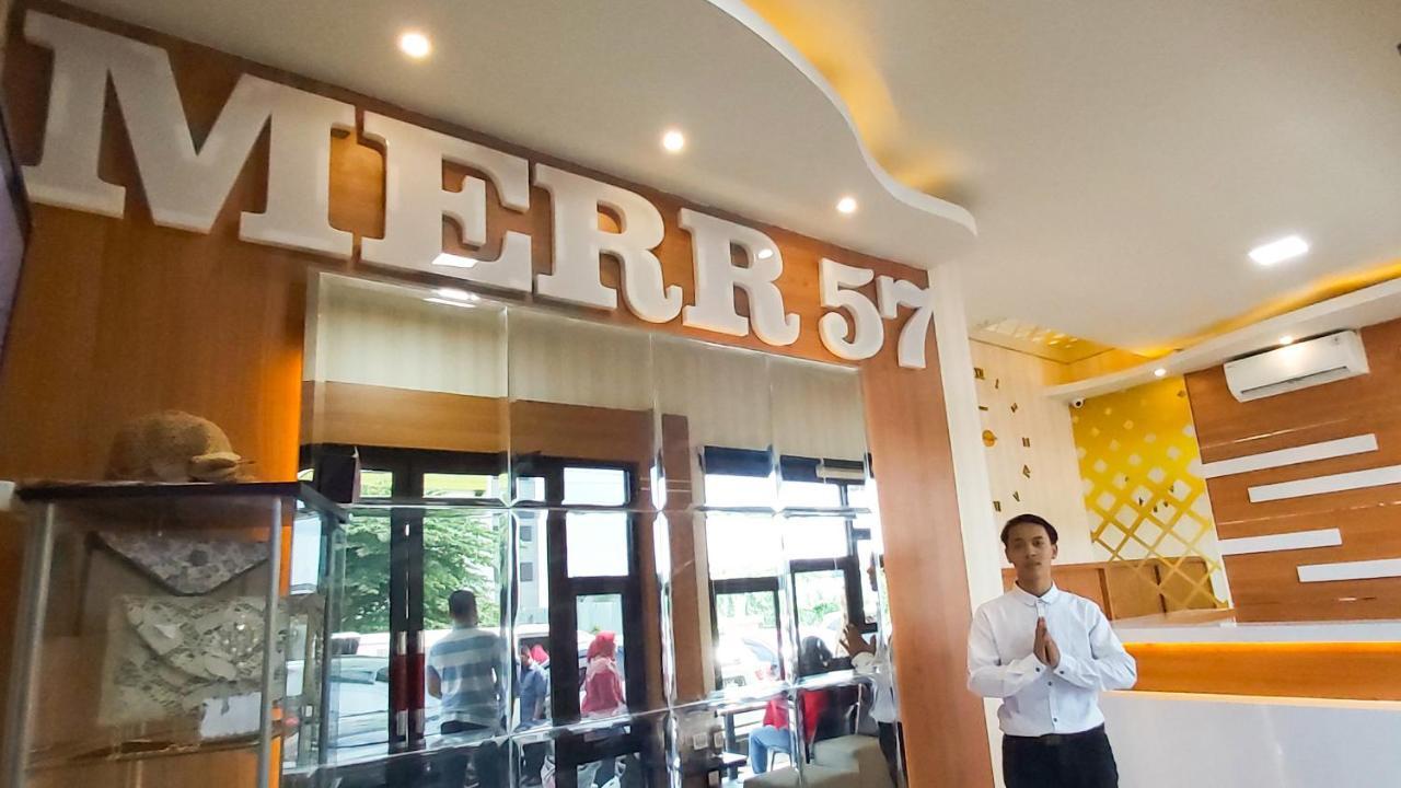 Merr 57 Surabaya Luaran gambar